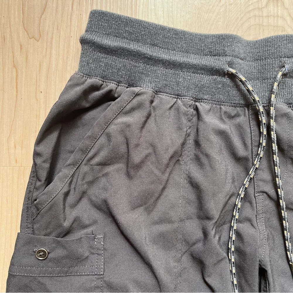Columbia Drawstring Shorts - Picture 3 of 6